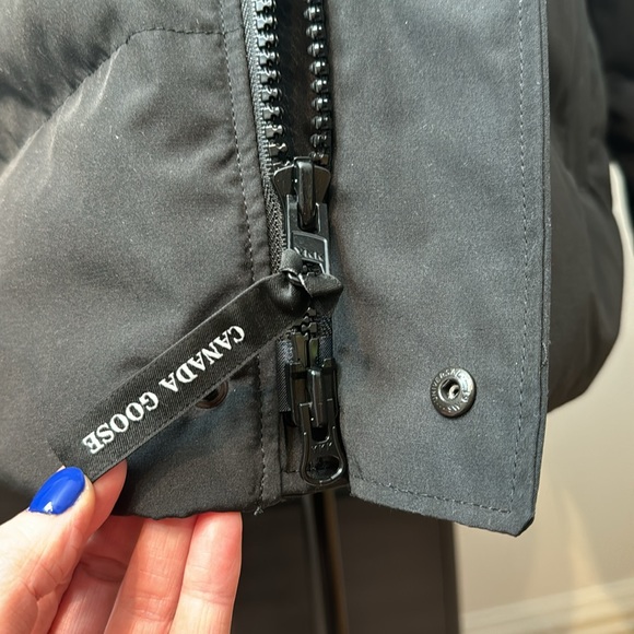 Canada Goose MacMillan Hooded Parka - Picture 14 of 17
